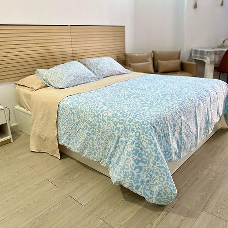 Studio Apartment Santana Habaneras - 18 At Beach With Garage, Pool And Lift Torrevieja Exterior foto